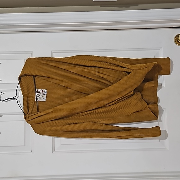 Anthropologie Akemi +Kin Mustard Yellow Wrap Sweater - Picture 2 of 7